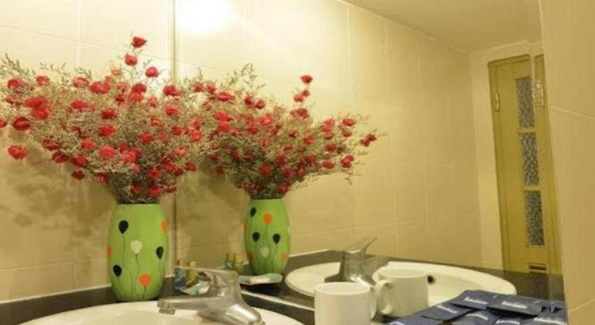 Hanoi Serenity Hotel 2 Eksteriør bilde